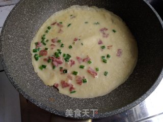 培根鸡蛋饼的做法步骤：7