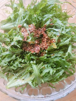 凉拌果仁苦菊的做法步骤：2