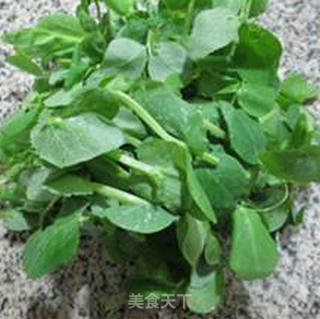 豆苗炒花菜的做法步骤：2