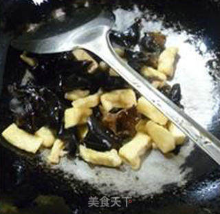小炒黑木耳的做法步骤：8