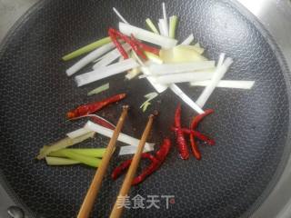 干煸豆角的做法步骤：4