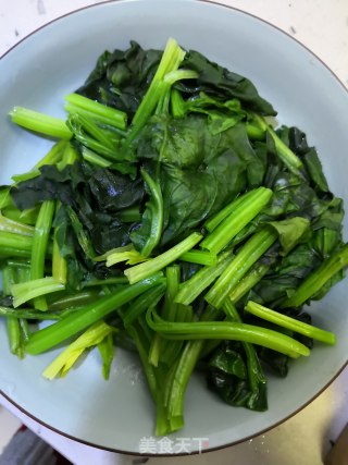 菠菜凉粉的做法步骤：2