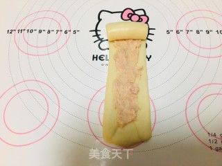 金枪鱼夹心牛奶卷面包的做法步骤：7