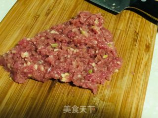 蚝油蒸牛肉鸡腿菇盒的做法步骤：7