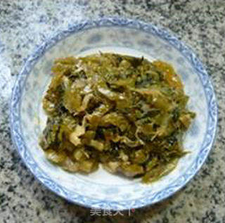 金菇高菜炒花菜的做法步骤：4