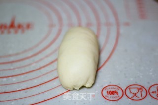 培根肉松面包的做法步骤：16