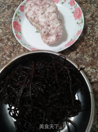 芽菜肉末的做法步骤：1