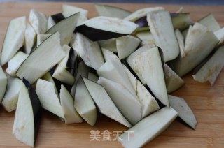 酱烧茄子的做法步骤：2