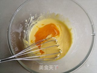 香葱味小四卷的做法步骤：4