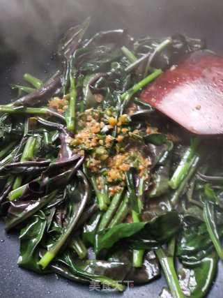 蒜蓉血皮菜的做法步骤：5
