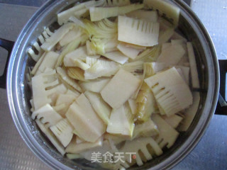 春笋糯米烧麦的做法步骤：1
