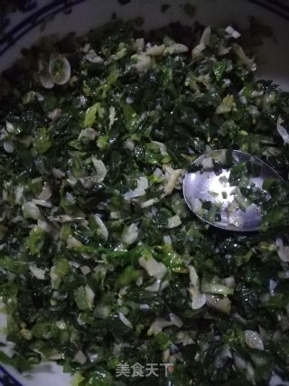 西红柿酸汤水饺的做法步骤：2