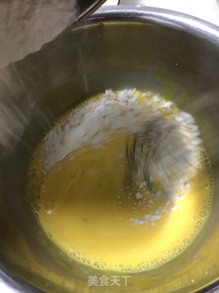 10寸巧克力戚风蛋糕的做法步骤：3