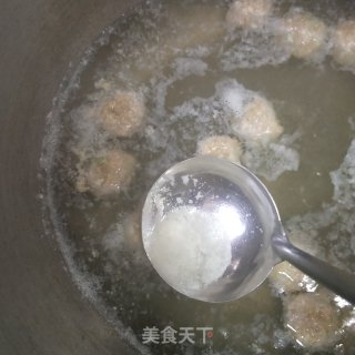 冬瓜香菜汆丸子的做法步骤：5