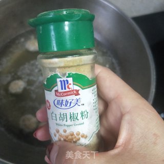 冬瓜香菜汆丸子的做法步骤：7