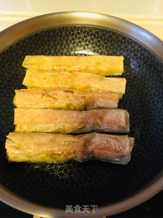 红薯萝卜鸡肉腐皮卷的做法步骤：19