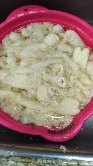 竹荪龙骨汤的做法步骤：1