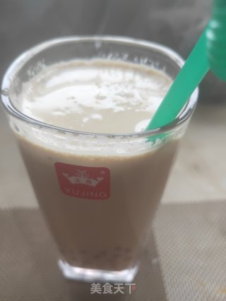 在家教你做店里20块钱才能喝到一杯的西米奶茶的做法步骤：6