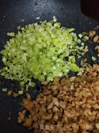 芹菜炒肉末的做法步骤：5