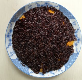 金瓜紫米饭的做法步骤：5