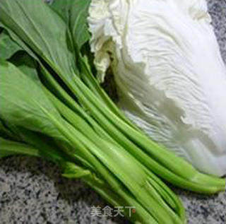 双菇炒油菜蕻大白菜的做法步骤：1
