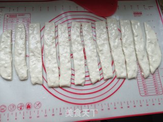 油条的做法步骤：13