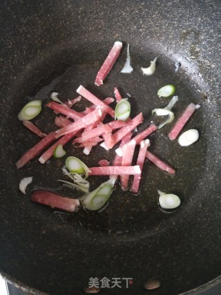 尖椒干豆腐皮的做法步骤：3
