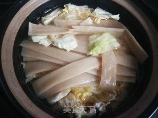 白菜炖川粉的做法步骤：5