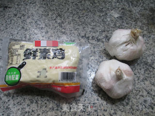 蒜头烧鲜素鸡的做法步骤：1