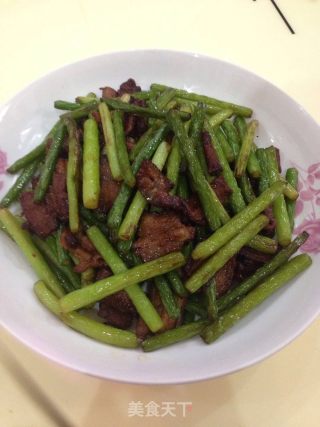 蒜苔炒五花肉的做法步骤：8