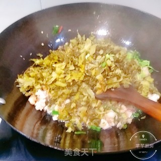 小竹笋炒酸菜的做法步骤：9
