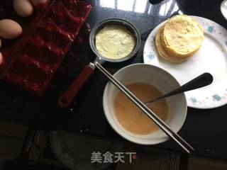 蛋饺的做法步骤：1
