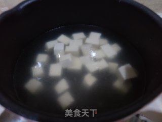 三文鱼味噌汤的做法步骤：6