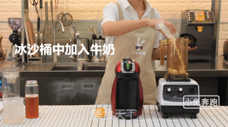 奈雪新品冻顶鸳鸯的做法——小兔奔跑奶茶教程的做法步骤：6
