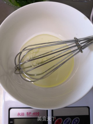 脆皮菠菜蛋糕的做法步骤：4