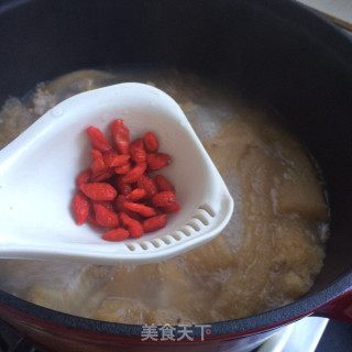 竹荪乳鸽汤的做法步骤：10