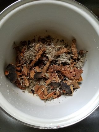 清热祛湿茶的做法步骤：1