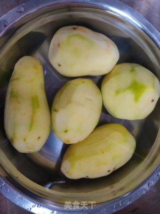 土豆丝饼的做法步骤：1