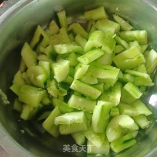 拌黄瓜的做法步骤：1
