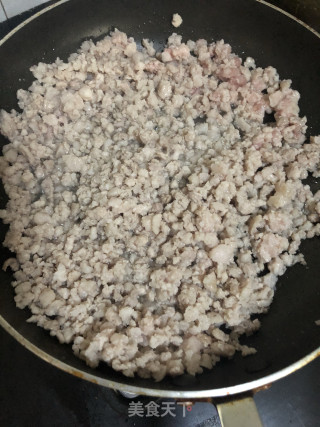 梅干菜肉馅的做法步骤：3