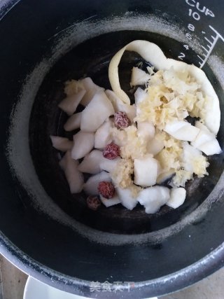 小吊梨汤的做法步骤：4