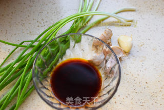 麻辣花甲的做法步骤：2