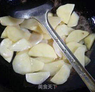 瘦肉片带豆炒土豆的做法步骤：8