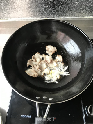 五花肉蒜苗的做法步骤：4