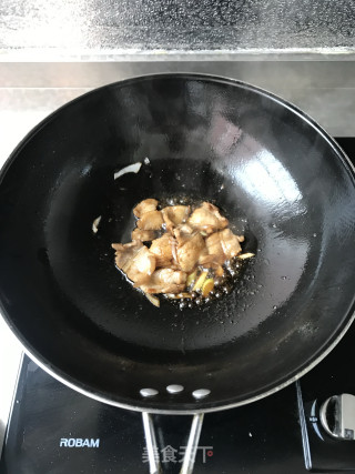 五花肉蒜苗的做法步骤：5