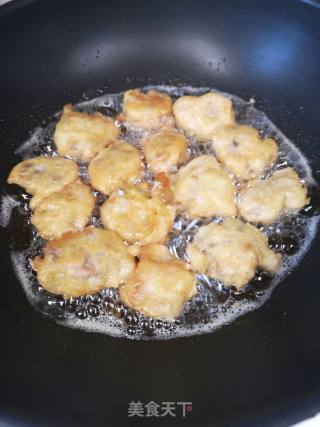 菠萝咕噜骨的做法步骤：2