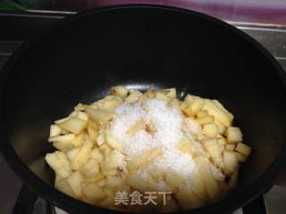 馄饨皮苹果派的做法步骤：3
