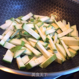 番茄炒葫芦片的做法步骤：5