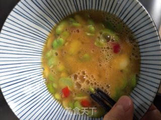鸡蛋炒蚕豆的做法步骤：4