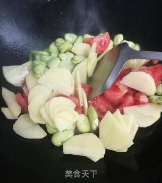 西红柿土豆豆瓣汤的做法步骤：3